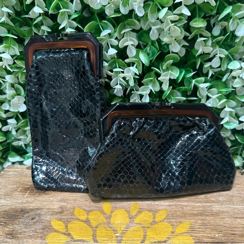 Vintage 2 cigarette case and clutch coin purse snakeskin leather lucite closure